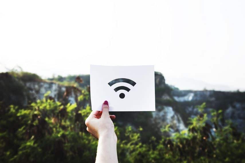 free wifi hot spot sign